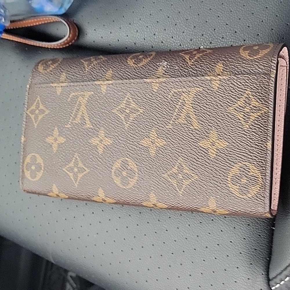 Louis Vuitton Sara wallet - Picture 2 of 2